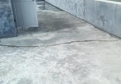 民丰楼顶漏水维修公司分享下如何解决卫生间隐蔽部位漏水的问题?